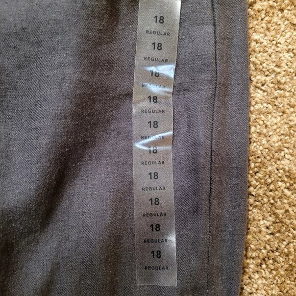 American Eagle High-Rise Black Linen Trousers - Picture 3 of 6